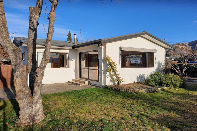 Photo of property in 68 Warren Street, Wanaka, 9305