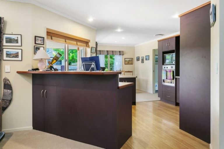 Photo of property in 37 Oaklands Drive, Cambridge, 3434