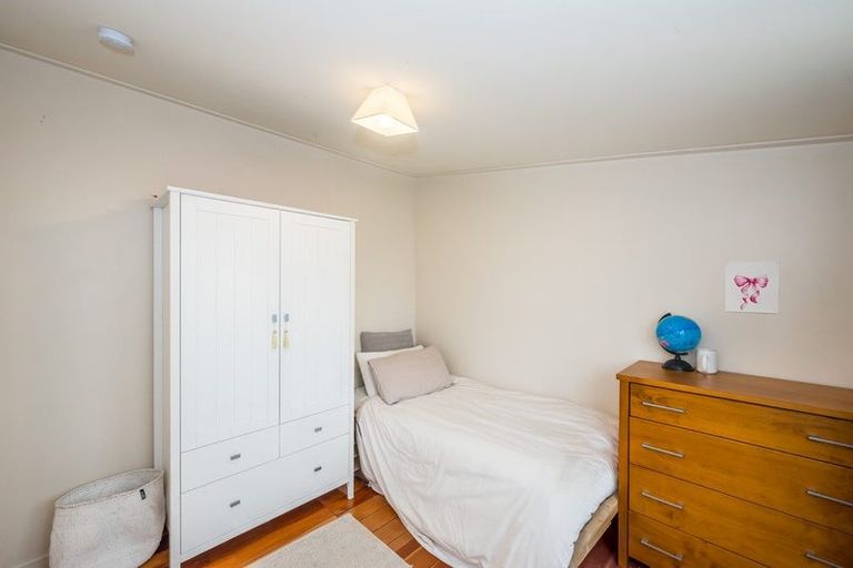 Photo of property in 188 Main Road South, Raumati South, Paraparaumu, 5032