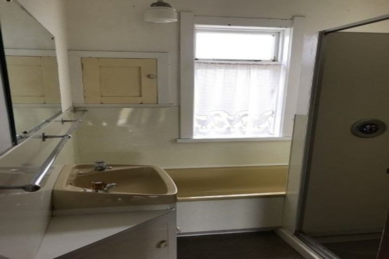 Photo of property in 130 Dobson Street, Ashburton, 7700