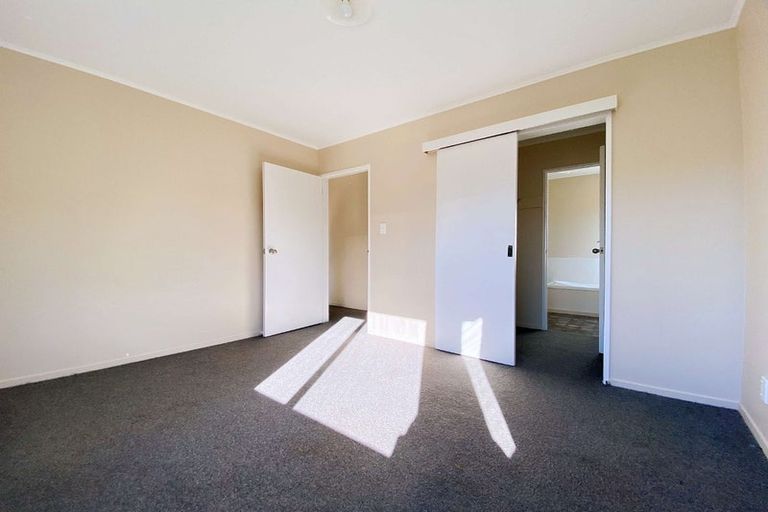 Photo of property in 4 Danden Way, Pukekohe, 2120