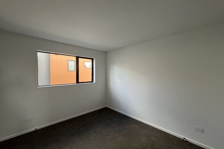 Photo of property in 53 Raupeti Lane, Henderson, Auckland, 0612