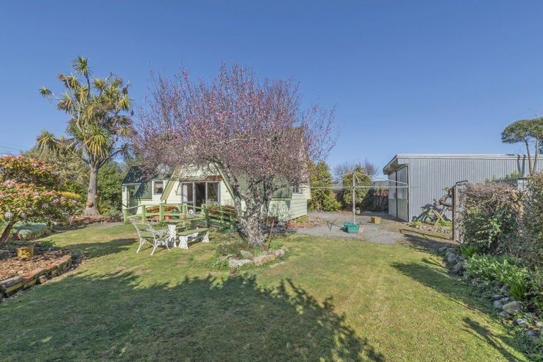 Photo of property in 27 West Street, Whitecliffs, Coalgate, 7673