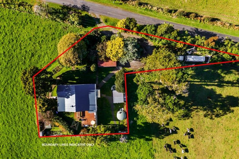 Photo of property in 272 Saunders Road, Okato, New Plymouth, 4381