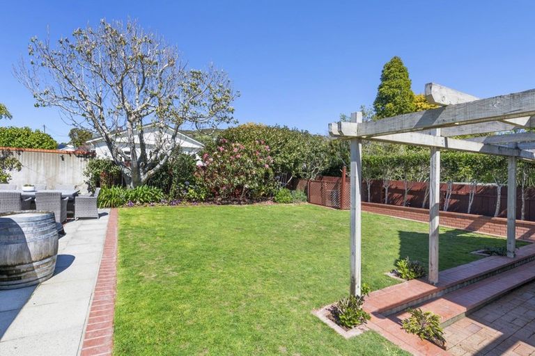 Photo of property in 273 Karori Road, Karori, Wellington, 6012