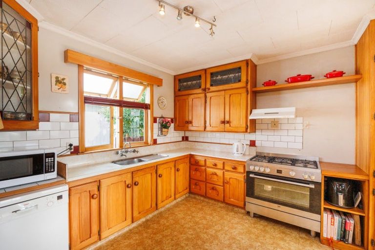 Photo of property in 7 Vernon Avenue, Takaro, Palmerston North, 4412