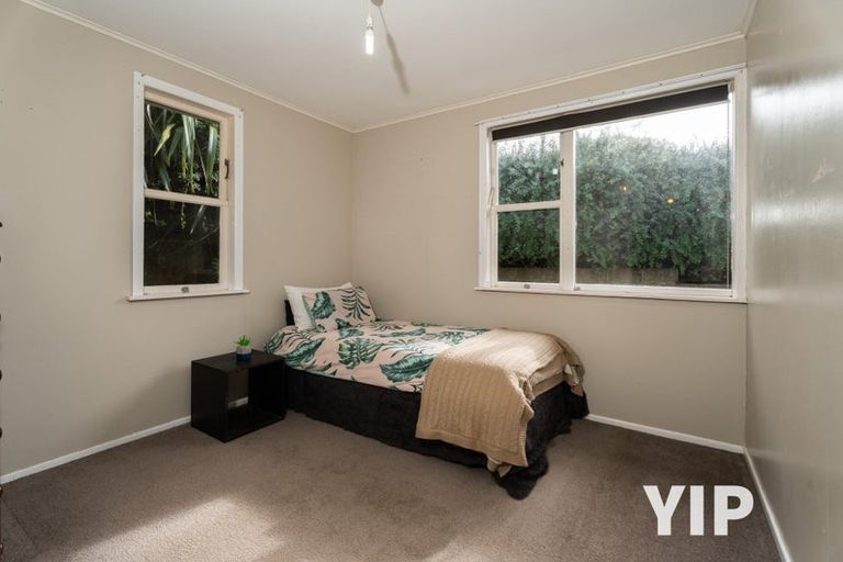 Photo of property in 26 Hollies Crescent, Johnsonville, Wellington, 6037
