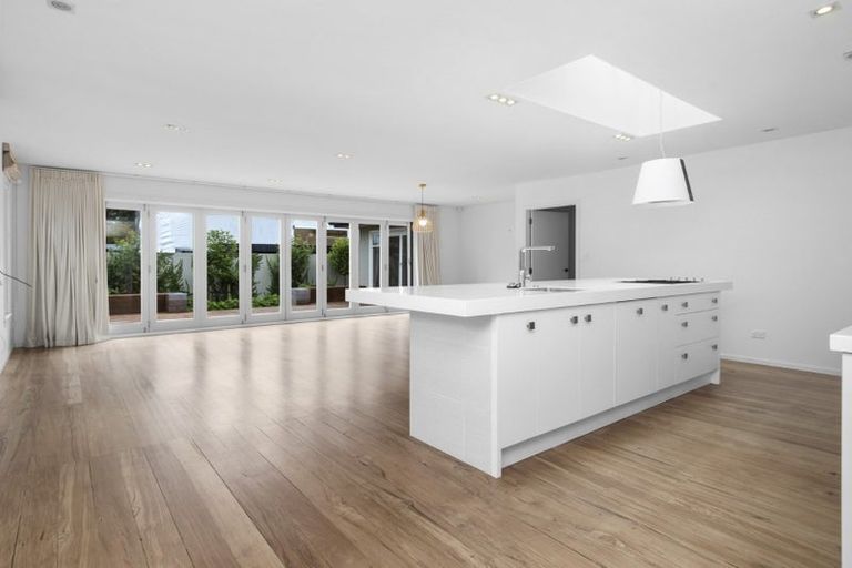 Photo of property in 7 Strowan Avenue, Fairfield, Hamilton, 3214