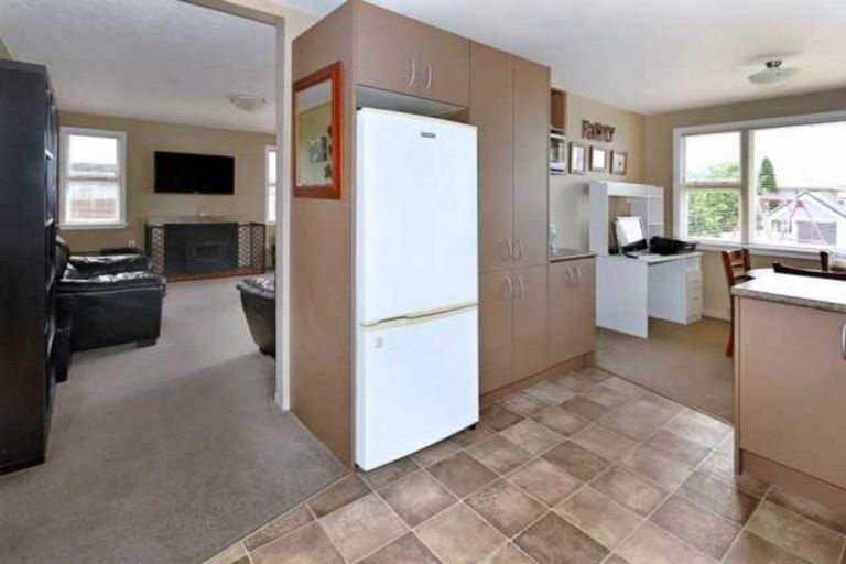 Photo of property in 26 Oakhampton Street, Hornby, Christchurch, 8042