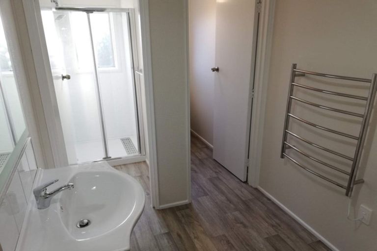 Photo of property in 2/29 Brockworth Place, Riccarton, Christchurch, 8011