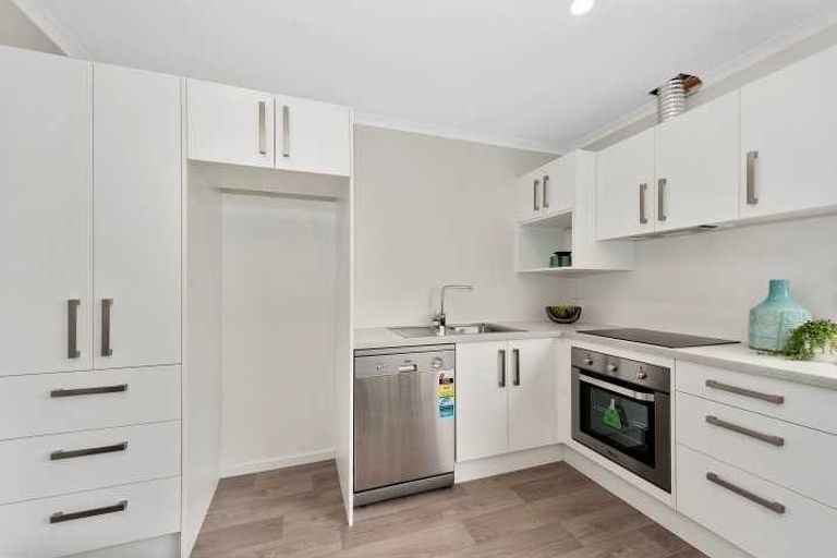 Photo of property in 4/178 Old Farm Road, Hamilton East, Hamilton, 3216