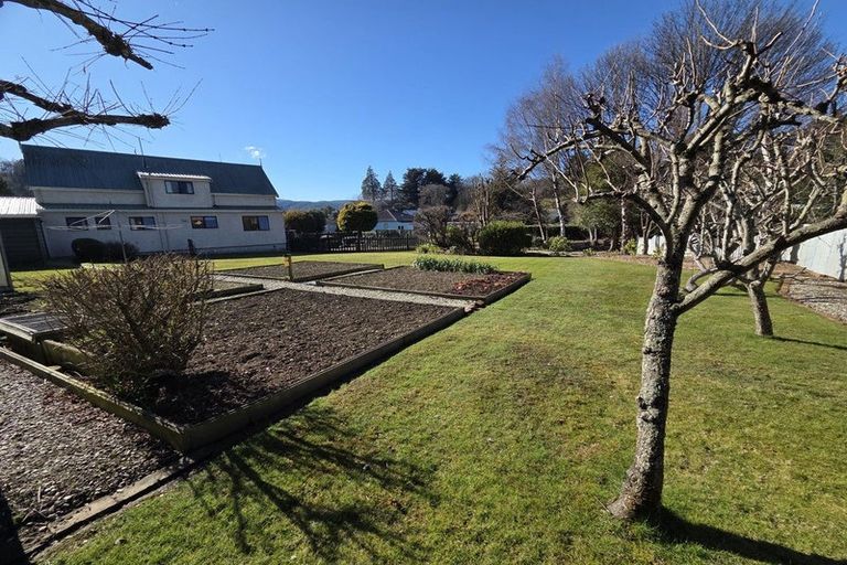 Photo of property in 16 Campbelton Street, Lawrence, 9532