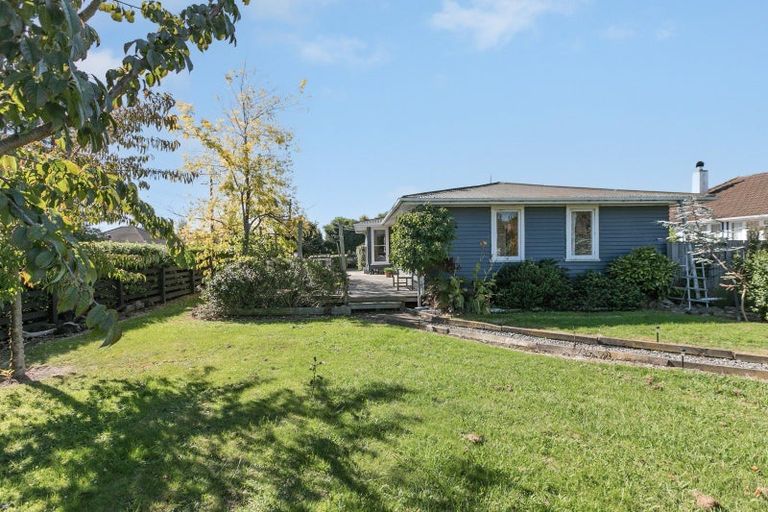 Photo of property in 30 Bibby Street, Waipawa, 4210