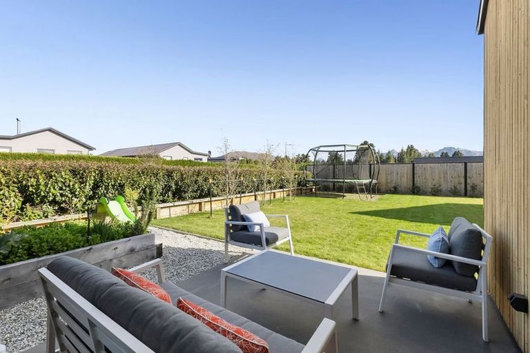 Photo of property in 49 Pounamu Avenue, Albert Town, Wanaka, 9305