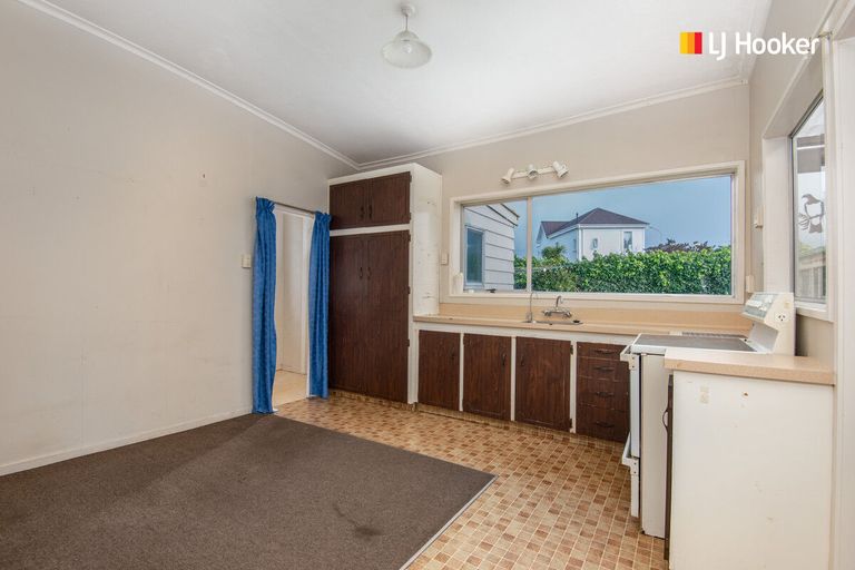 Photo of property in 92 Queens Drive, Saint Kilda, Dunedin, 9012