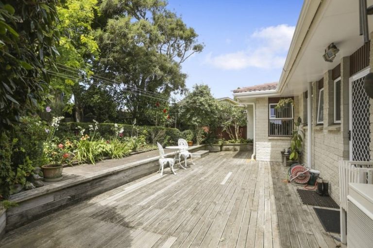 Photo of property in 9 Tiverton Crescent, Whalers Gate, New Plymouth, 4310