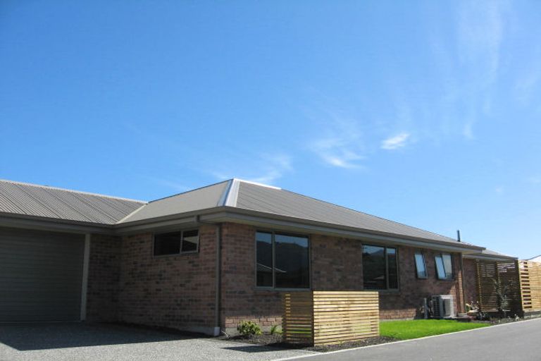 Photo of property in 2 Kebal Place, Stoke, Nelson, 7011