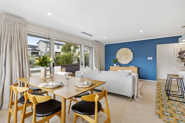 Photo of property in 1 Cooperage Avenue, Kumeu, 0810