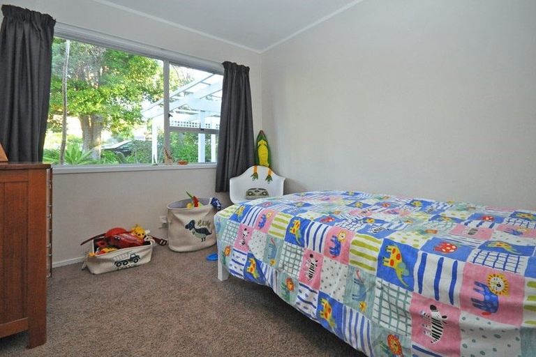 Photo of property in 79 Gledstane Road, Stanmore Bay, Whangaparaoa, 0932