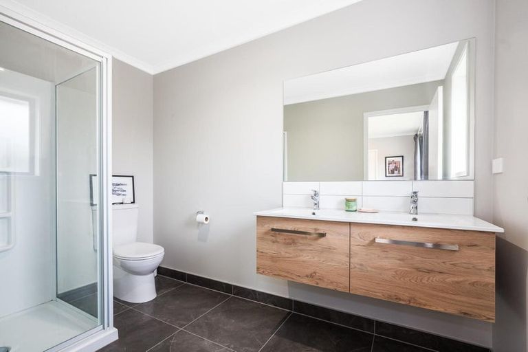 Photo of property in 45 Tradewinds Drive, Whitby, Porirua, 5024