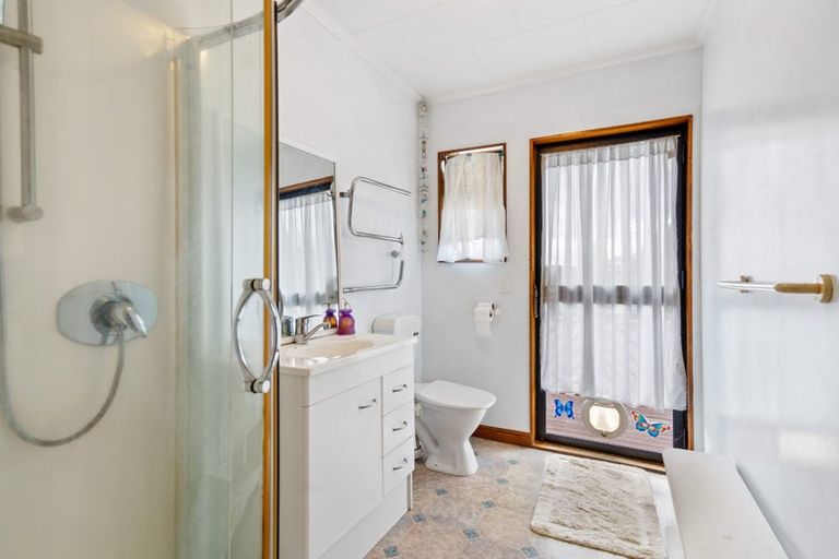 Photo of property in 21 Weir Crescent, Onerahi, Whangarei, 0110