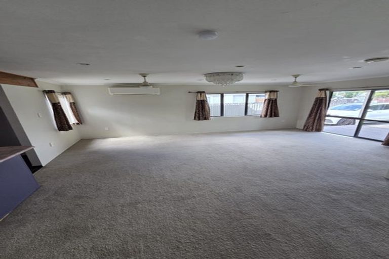 Photo of property in 1/70 Kelvin Road, Papakura, 2110