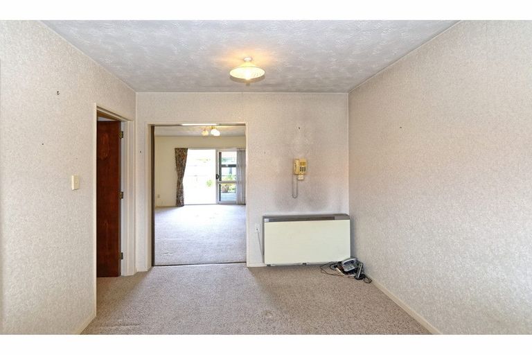 Photo of property in 2/16 Leslie Street, Upper Riccarton, Christchurch, 8041