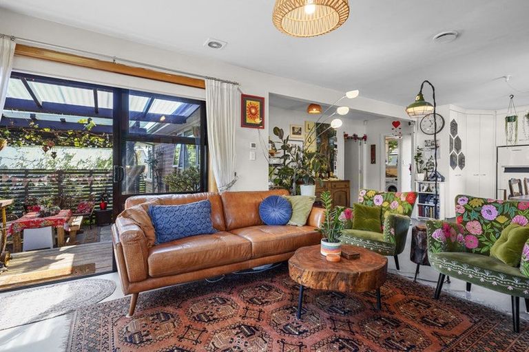 Photo of property in 10 Brabourne Street, Hillsborough, Christchurch, 8022