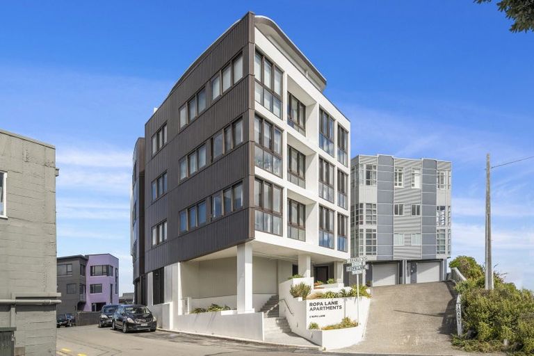 Photo of property in 303/2a Ropa Lane, Miramar, Wellington, 6022