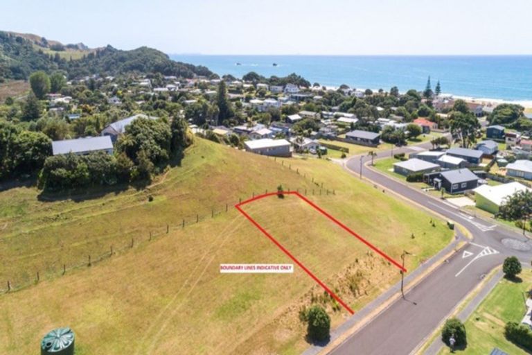 Photo of property in 6 Ross Place, Whiritoa, Whangamata, 3691