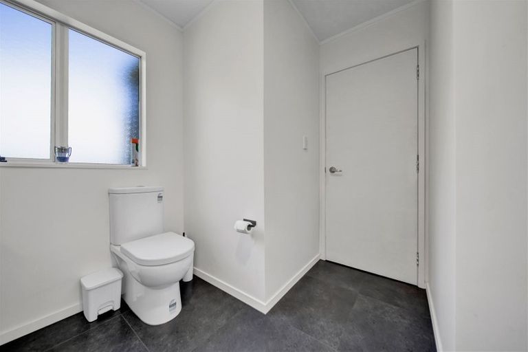 Photo of property in 11 Crownhill Street, Spotswood, New Plymouth, 4310