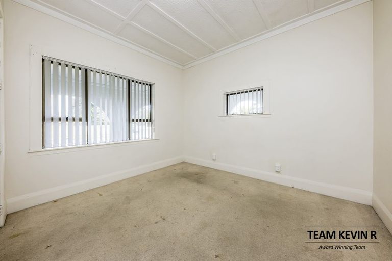 Photo of property in 8 Rosella Road, Mangere East, Auckland, 2024