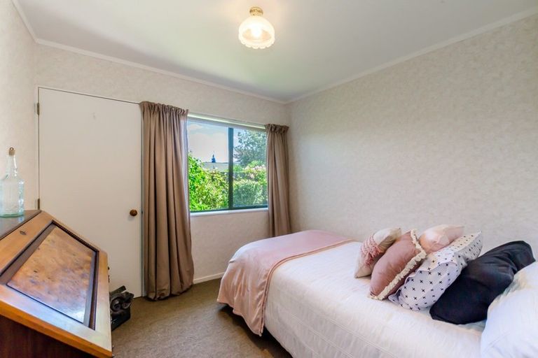 Photo of property in 7 Tobys Way, Waikanae Beach, Waikanae, 5036