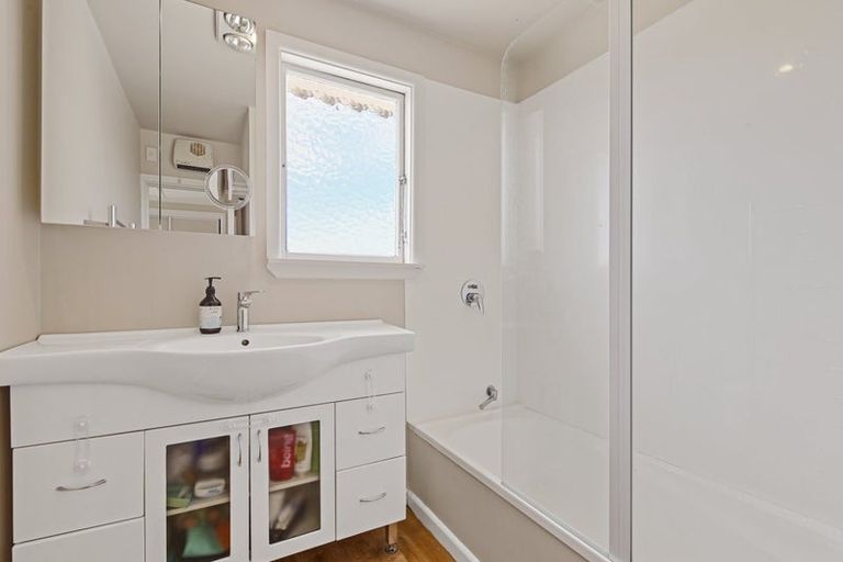 Photo of property in 8 Pandora Street, North New Brighton, Christchurch, 8083