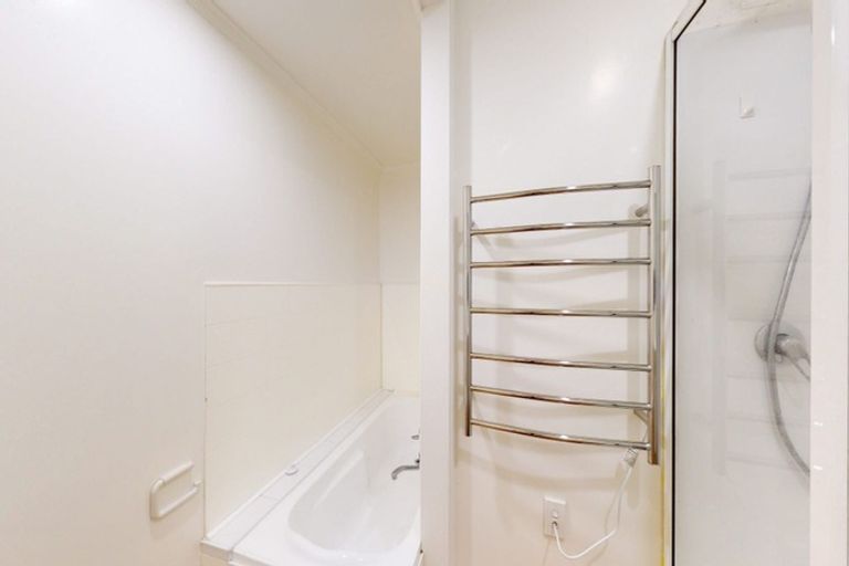 Photo of property in 26 Robert Street, Newlands, Wellington, 6037