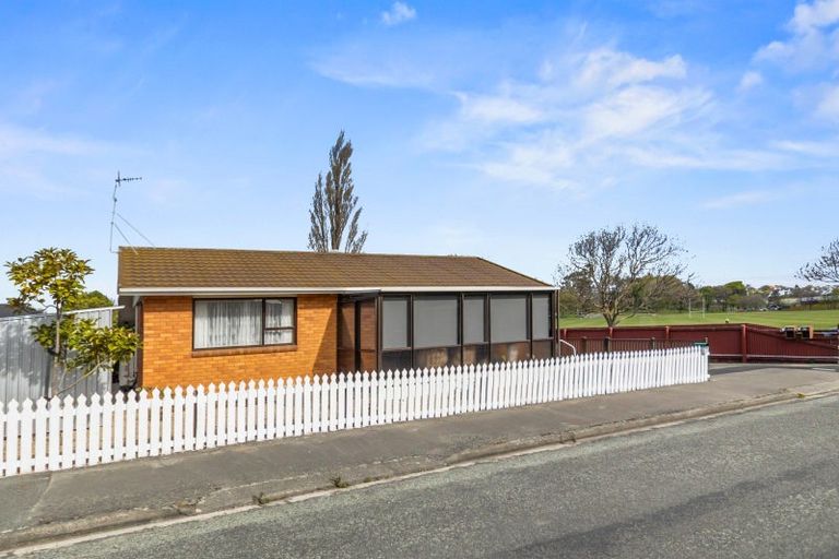 Photo of property in 5 Pringle Street, Waimataitai, Timaru, 7910