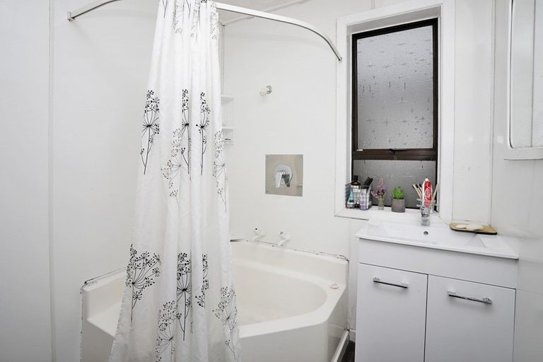 Photo of property in 56 Filleul Street, Gladstone, Invercargill, 9810