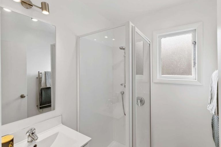 Photo of property in 209 Centaurus Road, Saint Martins, Christchurch, 8022