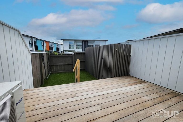 Photo of property in 3a Walter Merton Road, Hobsonville, Auckland, 0616