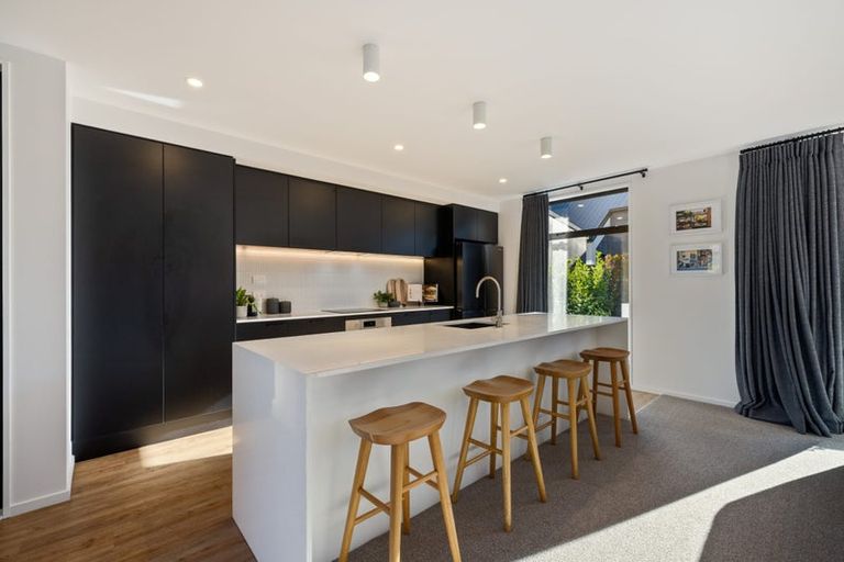 Photo of property in 93 Innes Road, St Albans, Christchurch, 8052