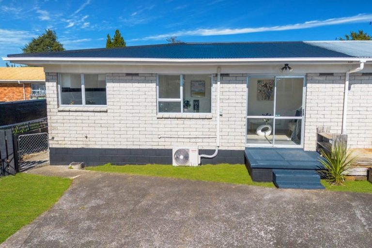 Photo of property in 5a Landscape Road, Pukekohe, 2120