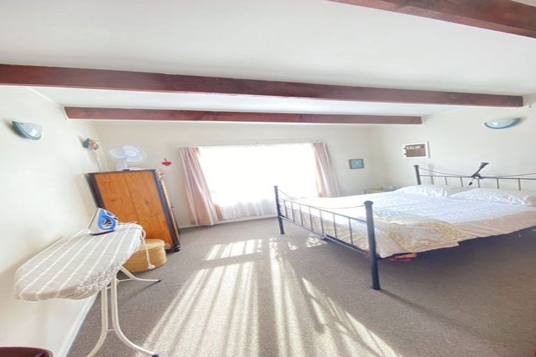 Photo of property in 10 Wairere Road, Torbay, Auckland, 0630