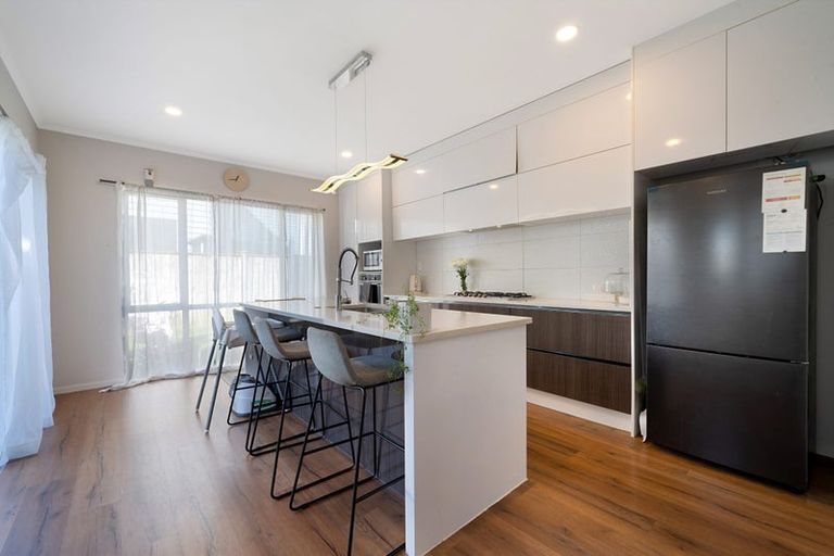 Photo of property in 7 Silvereye Road, Hobsonville, Auckland, 0616