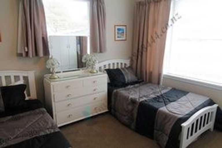 Photo of property in 98 Winters Road, Redwood, Christchurch, 8051