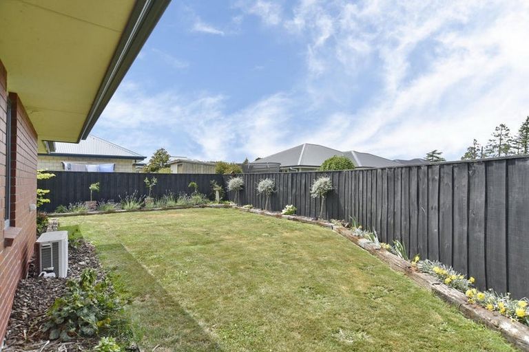 Photo of property in 6 Hampstead Close, Rangiora, 7400