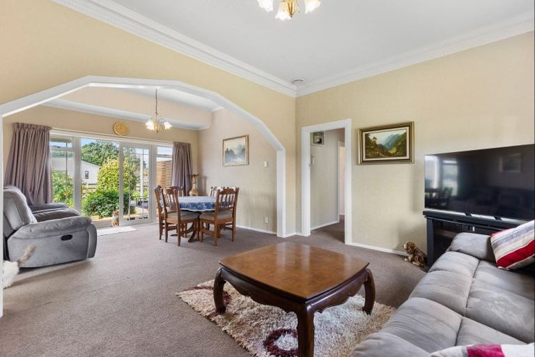 Photo of property in 128 Lindsay Road, Levin, 5510