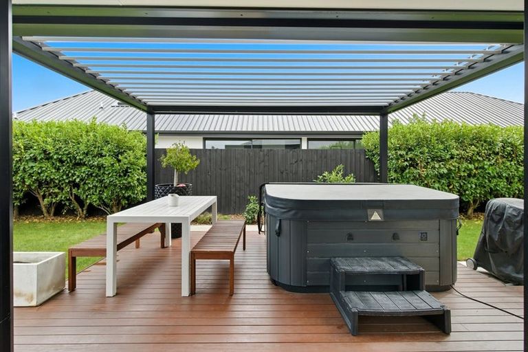 Photo of property in 7 Derek Anderson Place, Halswell, Christchurch, 8025