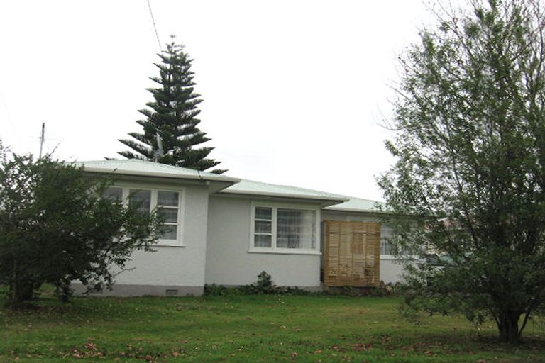 Photo of property in 28 Duff Crescent, Highbury, Palmerston North, 4412