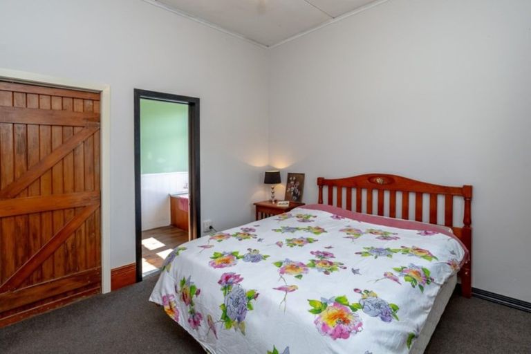 Photo of property in 98 Fox Street, Featherston, 5710