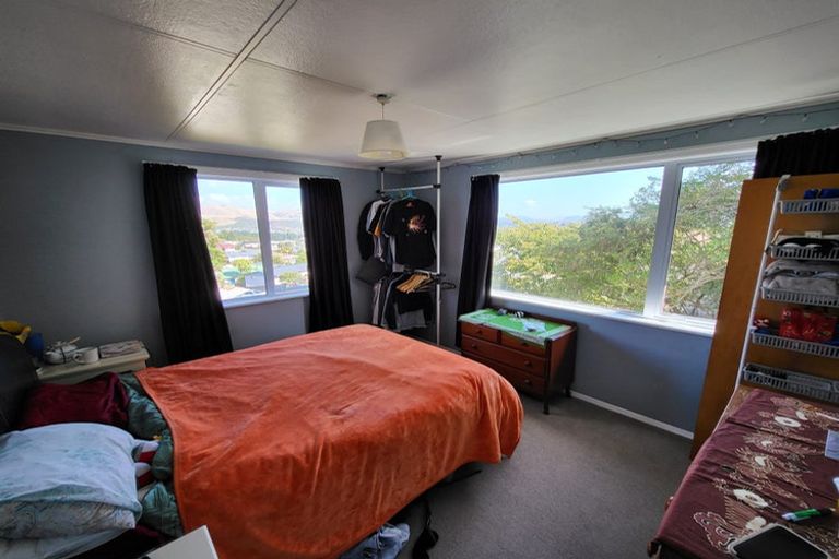 Photo of property in 169 Conclusion Street, Ascot Park, Porirua, 5024